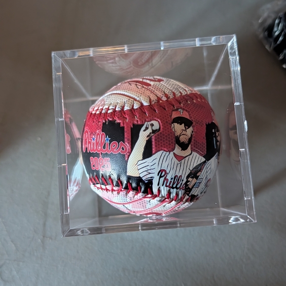 FOCO Philadelphia Phillies Signature Baseball - Picture 4 of 5